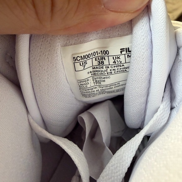 New in Box Women's Fila VULC 13 White High-Top Leather Sneakers Size 7 - Picture 9 of 10